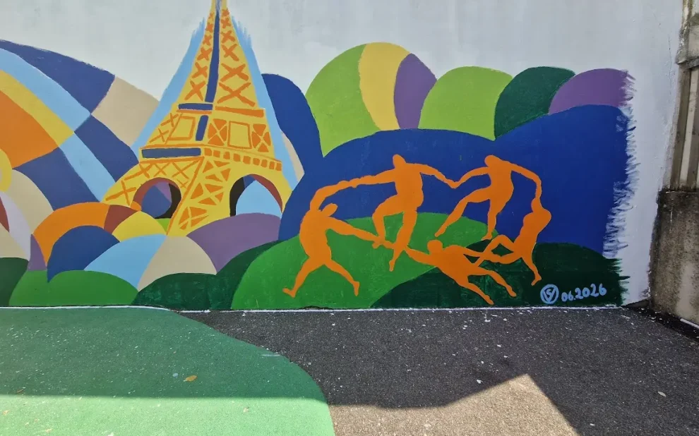 La fresque achevée : tour Eiffel de Delaunay et danseurs orange de Matisse