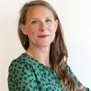 Suzy RHODE, Administratrice de l'APEL de l'école Notre-Dame des Lilas